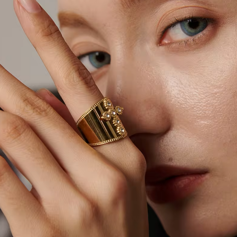 Luxe Cross Ring